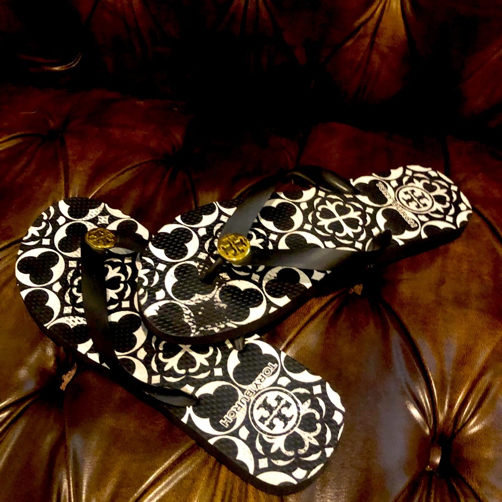 Tory Burch flip flops size 8